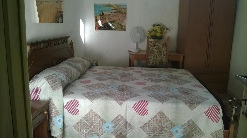 Bed and Breakfast Sardinia Eco Vegan House à Zeddiani Extérieur photo