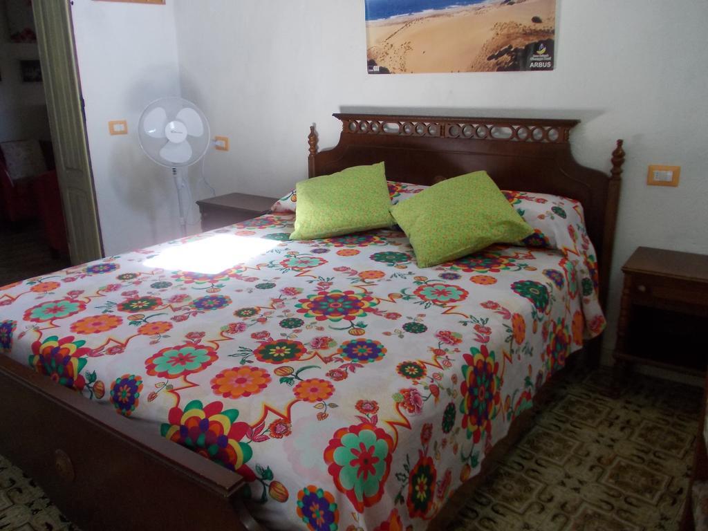 Bed and Breakfast Sardinia Eco Vegan House à Zeddiani Extérieur photo